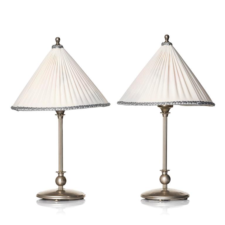 Harald Notini, bordslampor, ett par, Swedish Grace, modell "6908", Arvid Böhlmarks Lampfabrik, Stockholm, 1920-30-tal.