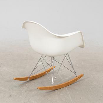 Charles och Ray Eames, gungstol, "Eames Plastic Armchair RAR", Vitra 2015.