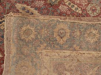 A MUGHAL RUG, an antique Indian, the second half of the 17th century, ca 191-198,5 x 126,5-127,5 cm.