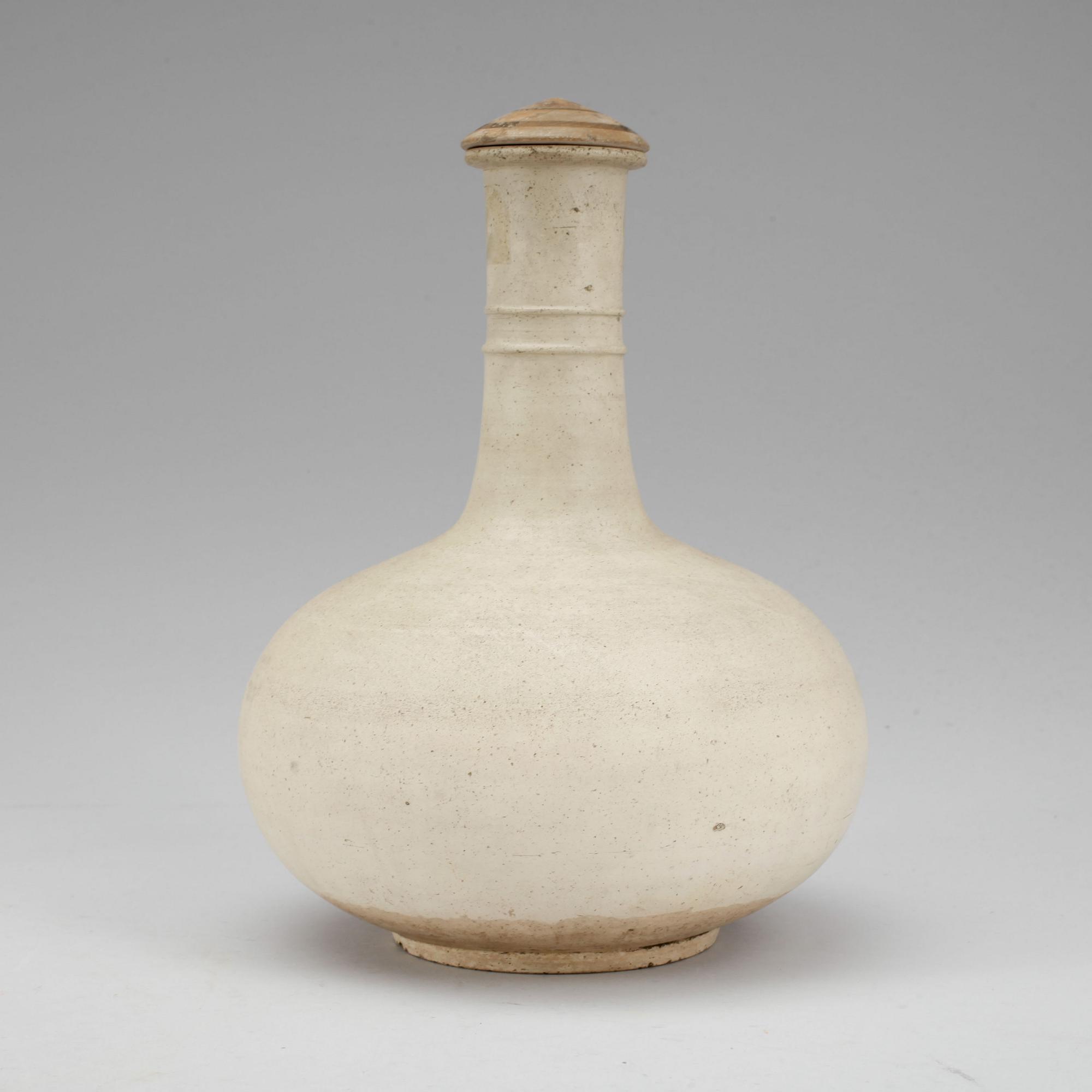 KARAFF MED PROPP, stengods. Alfred Johansson, verksam 1889-1939 vid Höganäs.