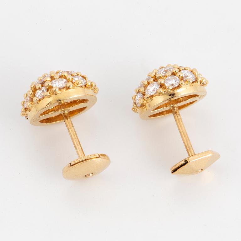 18K gold and brilliant-cut diamond earrings, total ca 1,60 ct.