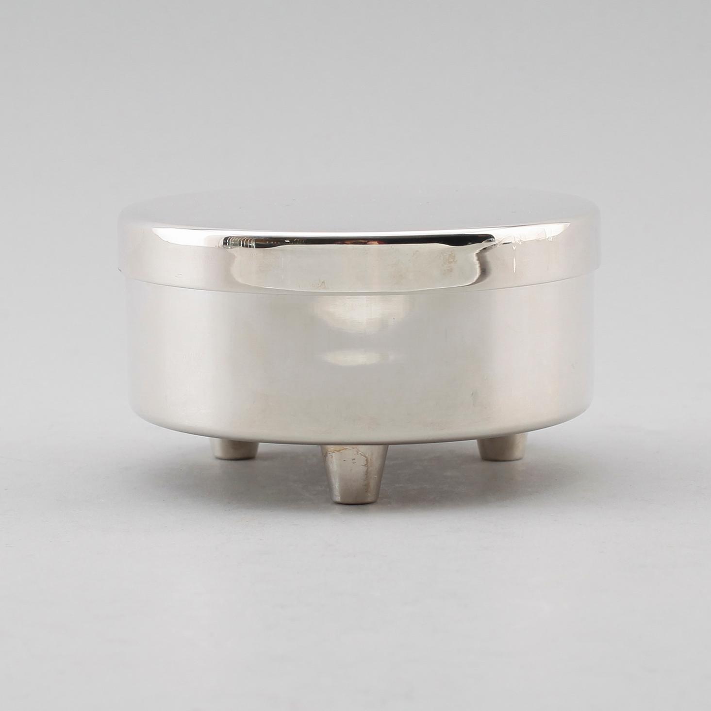 LOCKDOSA, silver, MGAB, Uppsala 1967. Vikt ca 245 gram.