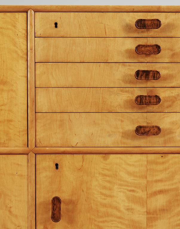 An Axel Larsson birch cabinet by Svenska Möbelfabrikerna Bodafors, ca 1935.