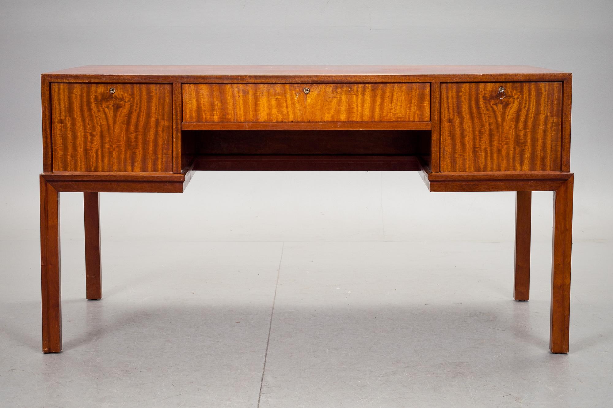 SKRIVBORD, Danmark, 1900-talets första hälft.