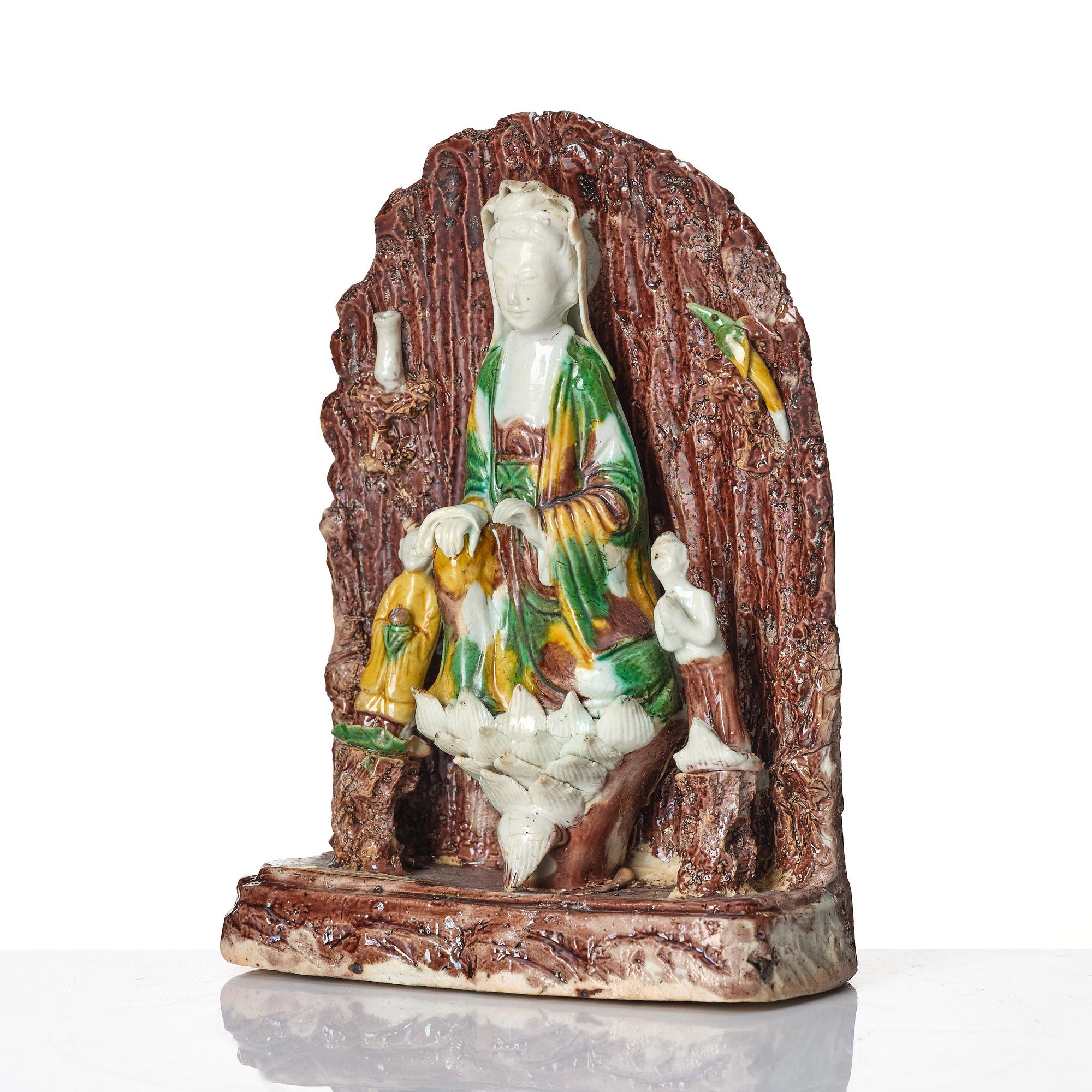 Figurin, biskviporslin. Qingdynastin, Kangxi (1662-1722).