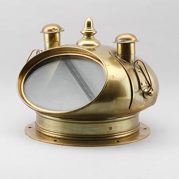 NAKTERHUSHUV, mässing, E Watts, Plymouth, England, 1900-talets första hälft.