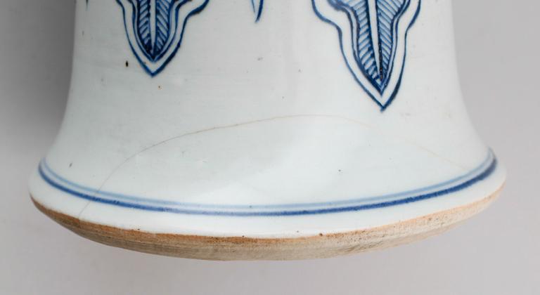 VAS, porslin, Kina, Kangxistil, 1900-tal.