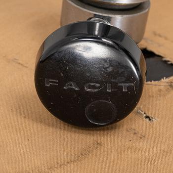 A 'Löten' swivel office chair by E K Augustosson for Hjalmar Jackson AB 1967.