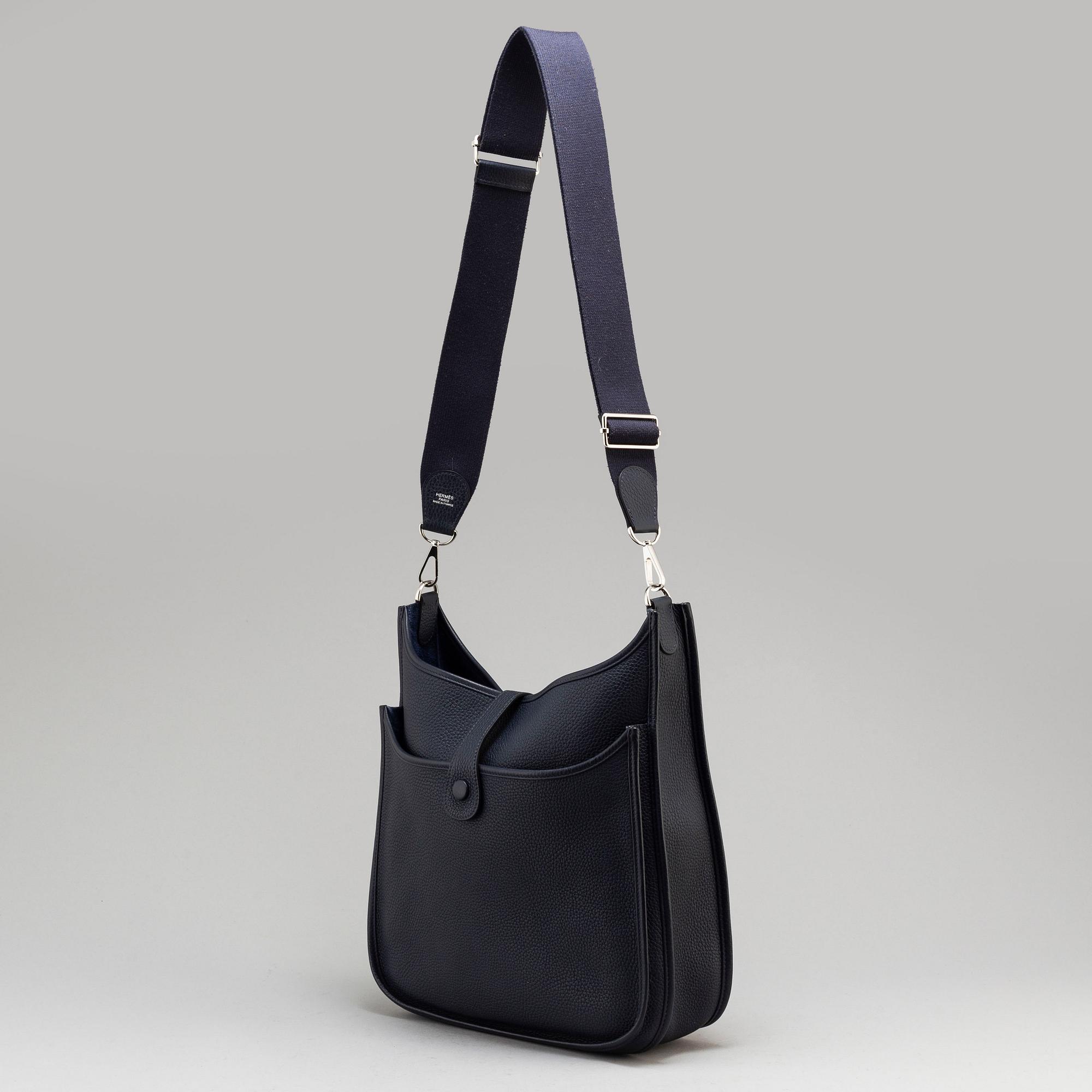 HERMÈS, bag "Evelyn GM".