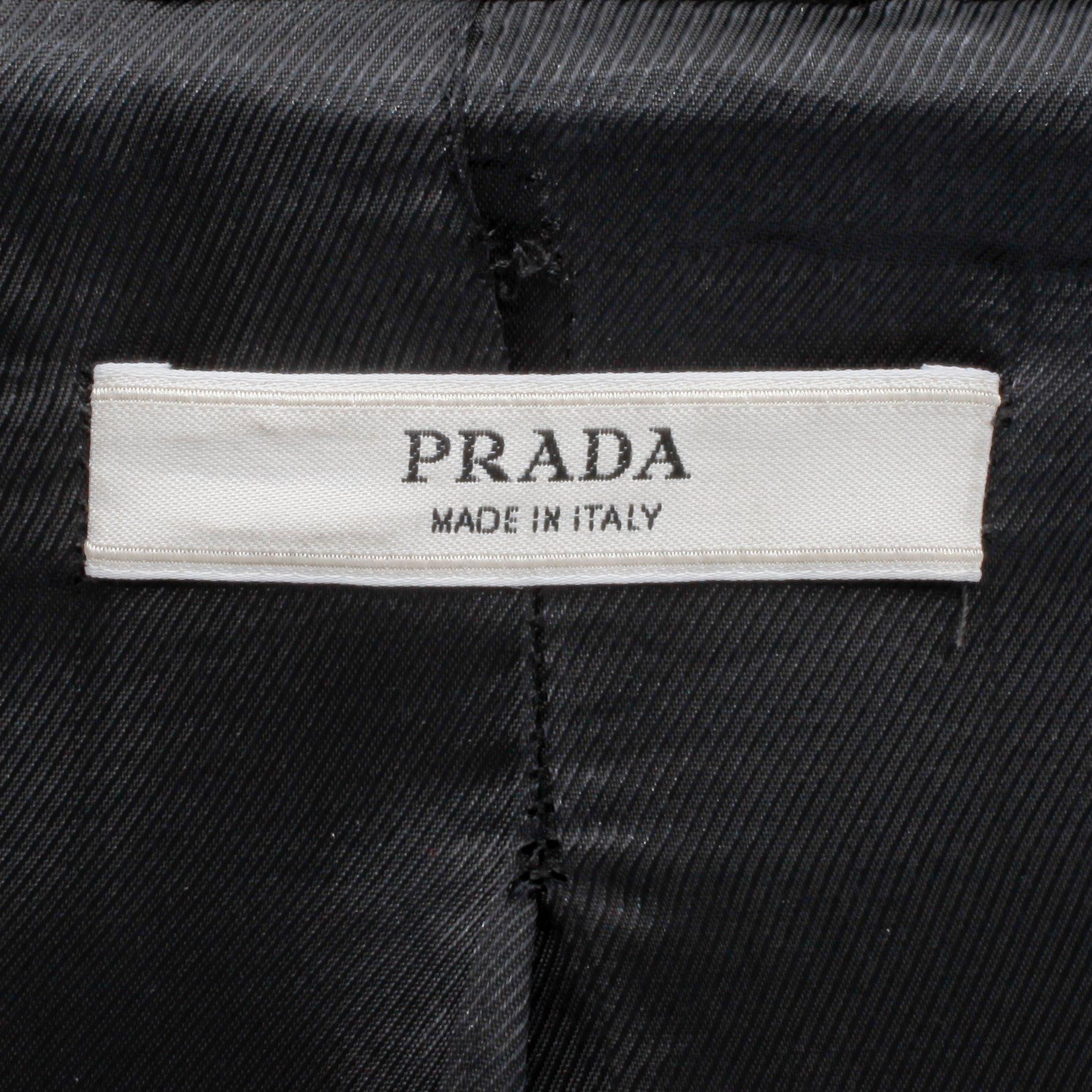 PRADA, kappa, storlek 44.