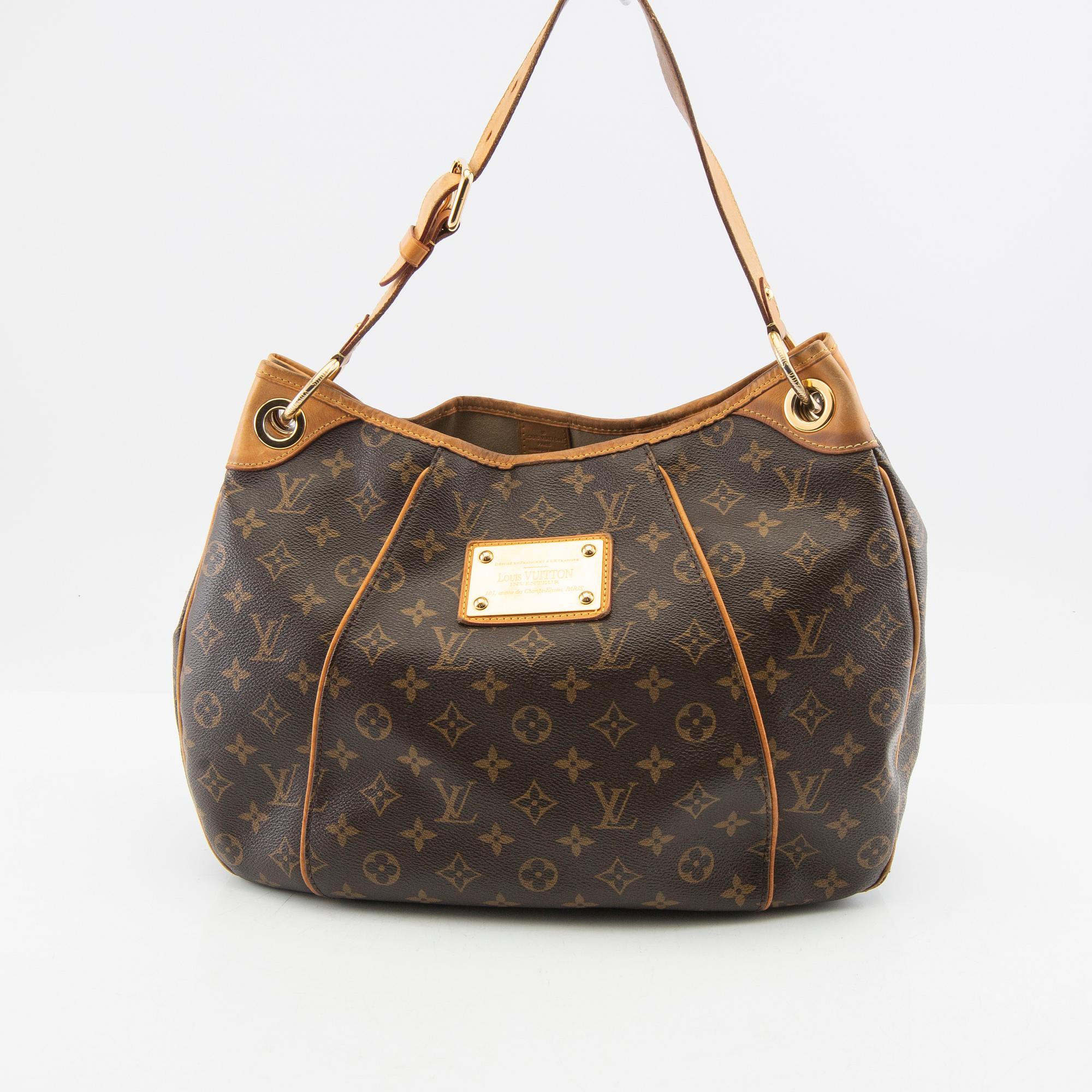 Louis Vuitton,