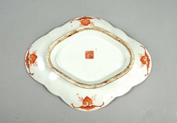 SKÅLFAT, porslin, Kina, Qing-dynastin, 1800-tal.