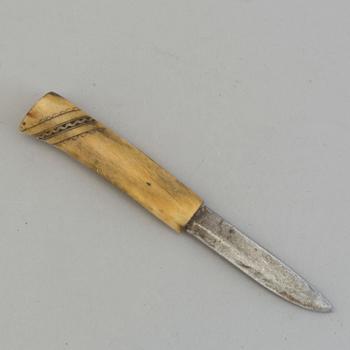 A mid 20th century same/folkart knife.