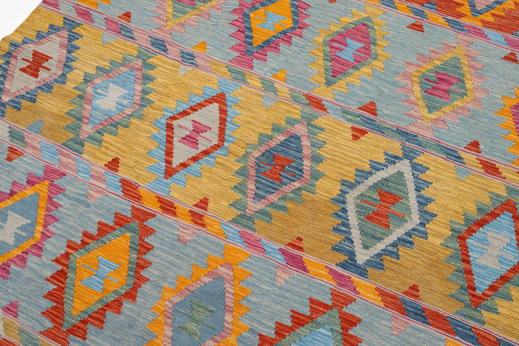 Kelim, modern, ca 240 x 175 cm.