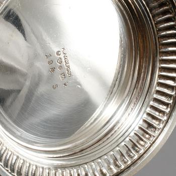 BÄGARE, 3 st, silver, 1900-tal. Vikt 560 gram.