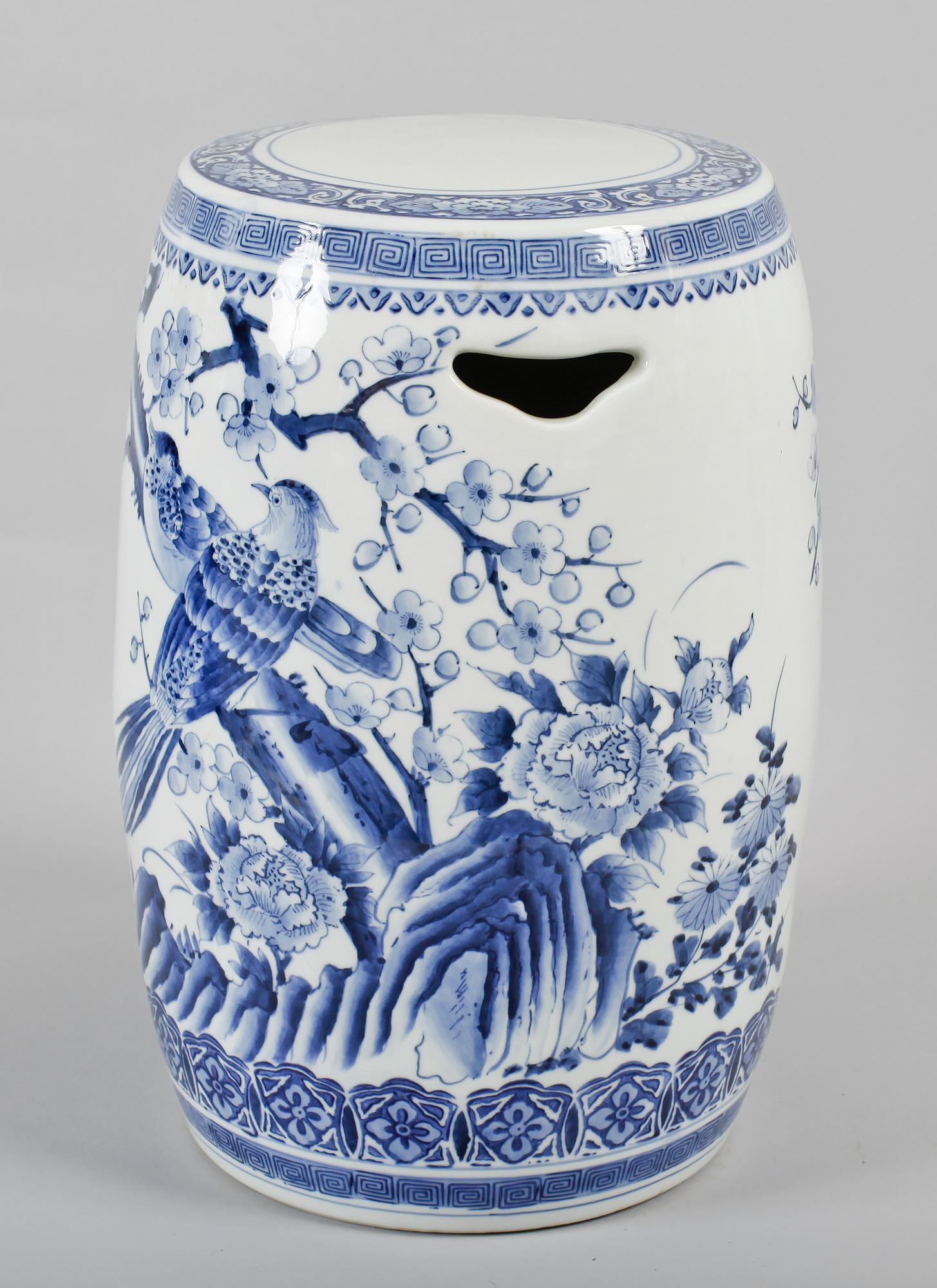 TRÄDGÅRDSPALL, porslin, Kina, 1900-tal.