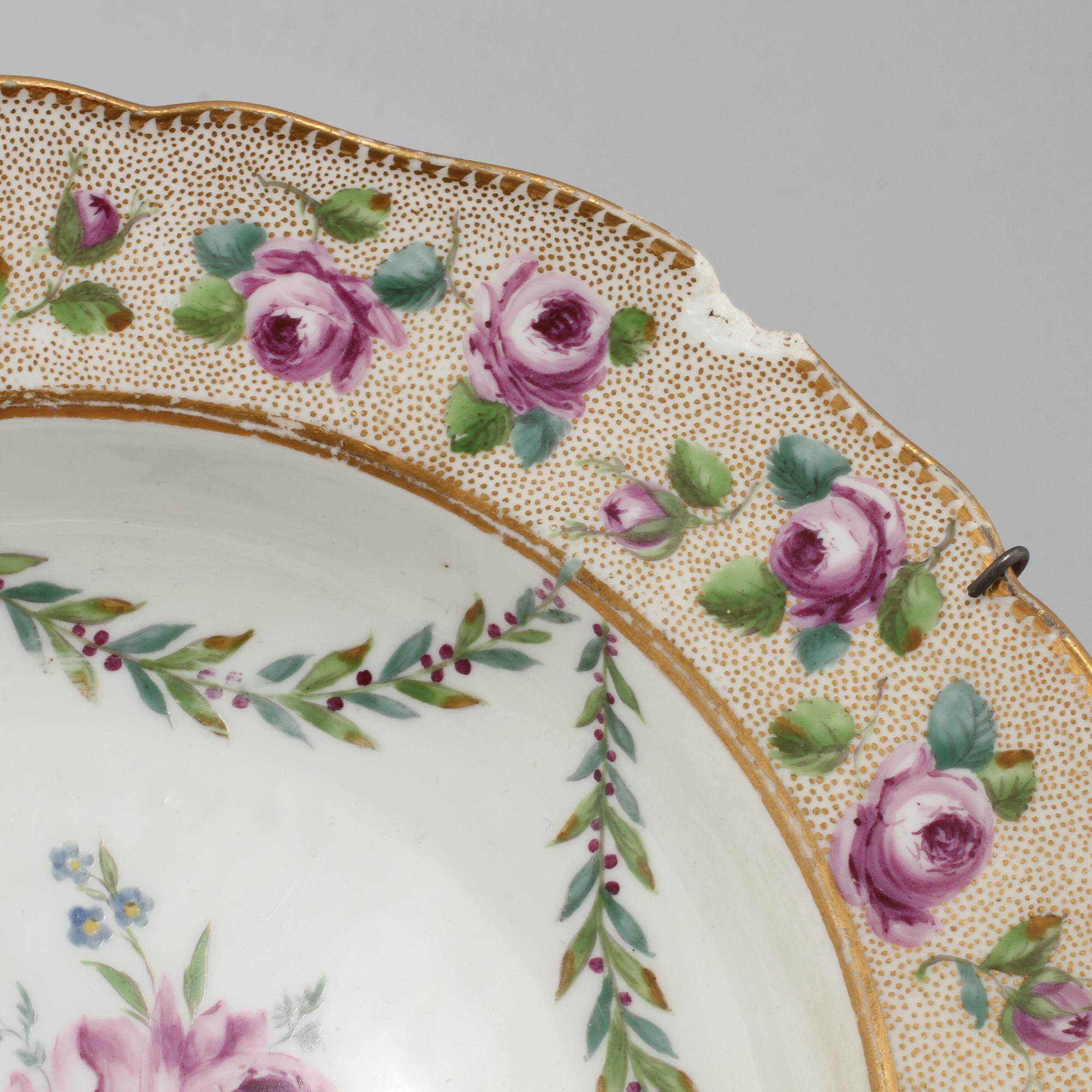 TALLRIKAR, 2 st, porslin, Meissen, möjligen 1700-tal.