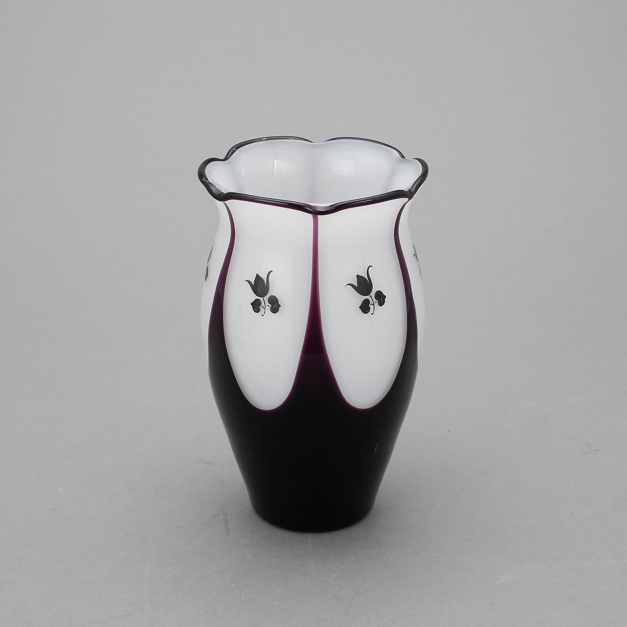 VAS, glas, Dagobert Peche, tillskriven, Loetz, Klostermühle, omkring 1910-20.