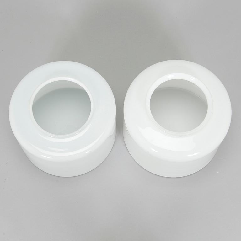 Paavo Tynell, A set of two 1930s ceiling light '2028', Taito.