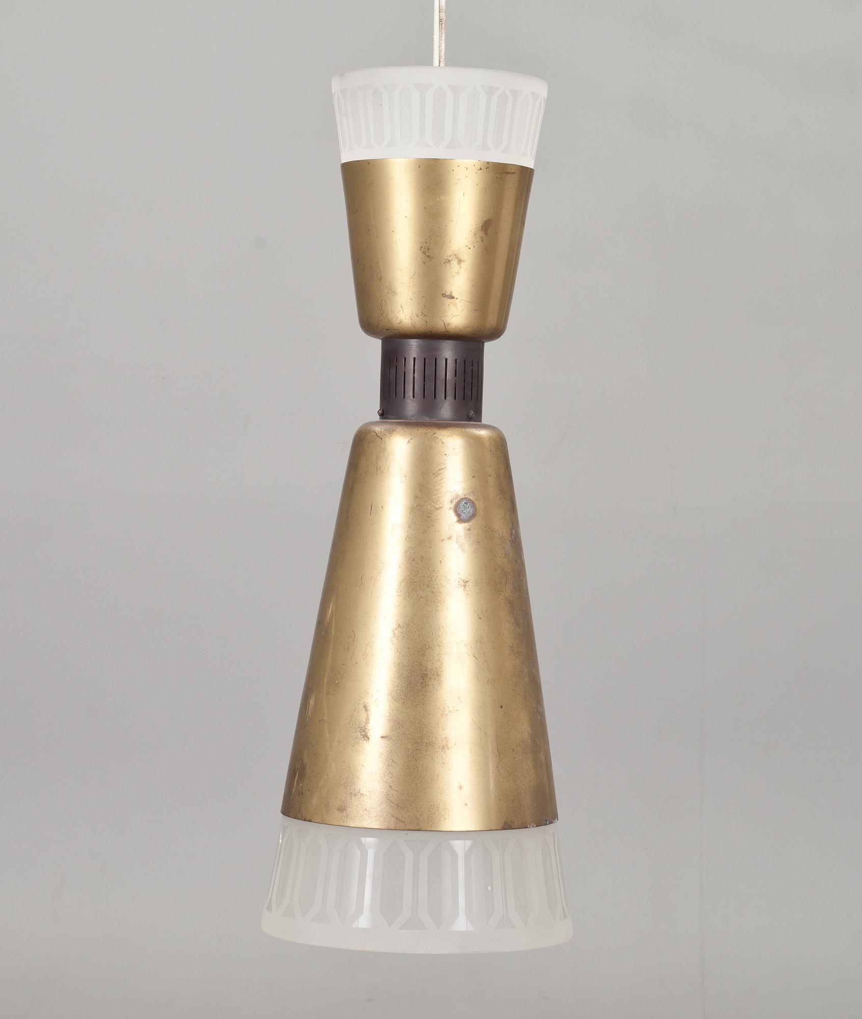 TAKLAMPA, 1900-talets mitt. Höjd 54 cm.
