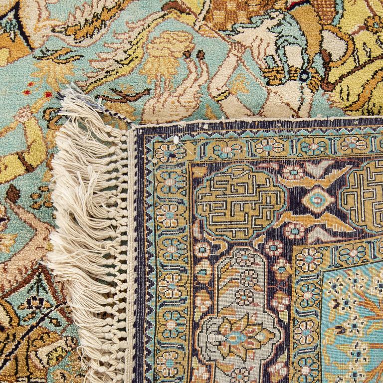 An old solk Ghom carpet ca 154,5 x 107,5 cm.