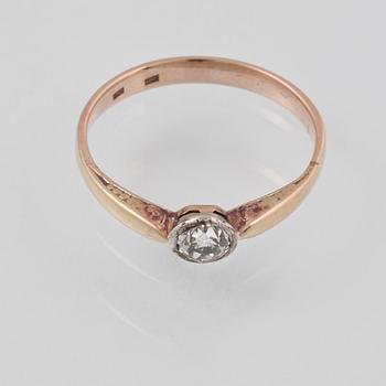 RING, 14K guld med gammalslipad diamant. Vikt 1,8 gram.