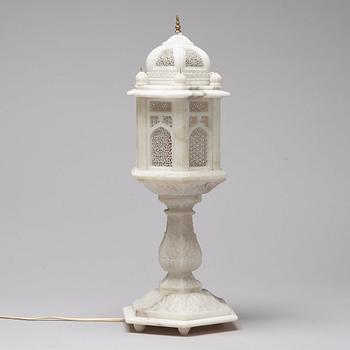 Bordslampa, alabaster, Agra, Indien.
