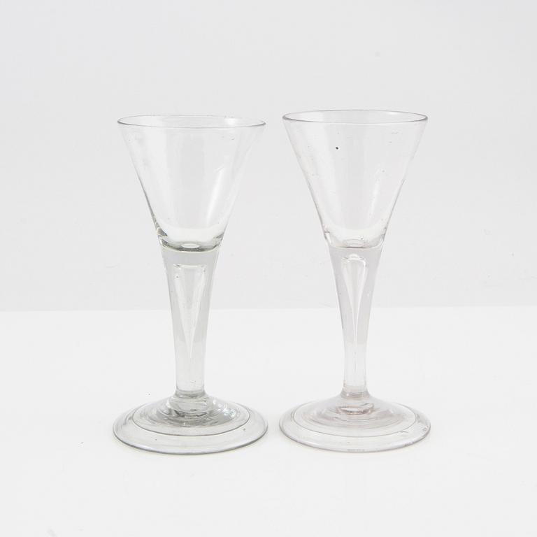 Pair of fine glasses, 18th century.