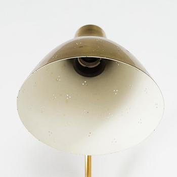 Lisa Johansson-Pape, vägglampa modell 3055, Stockmann Orno, 1900-talets mitt.