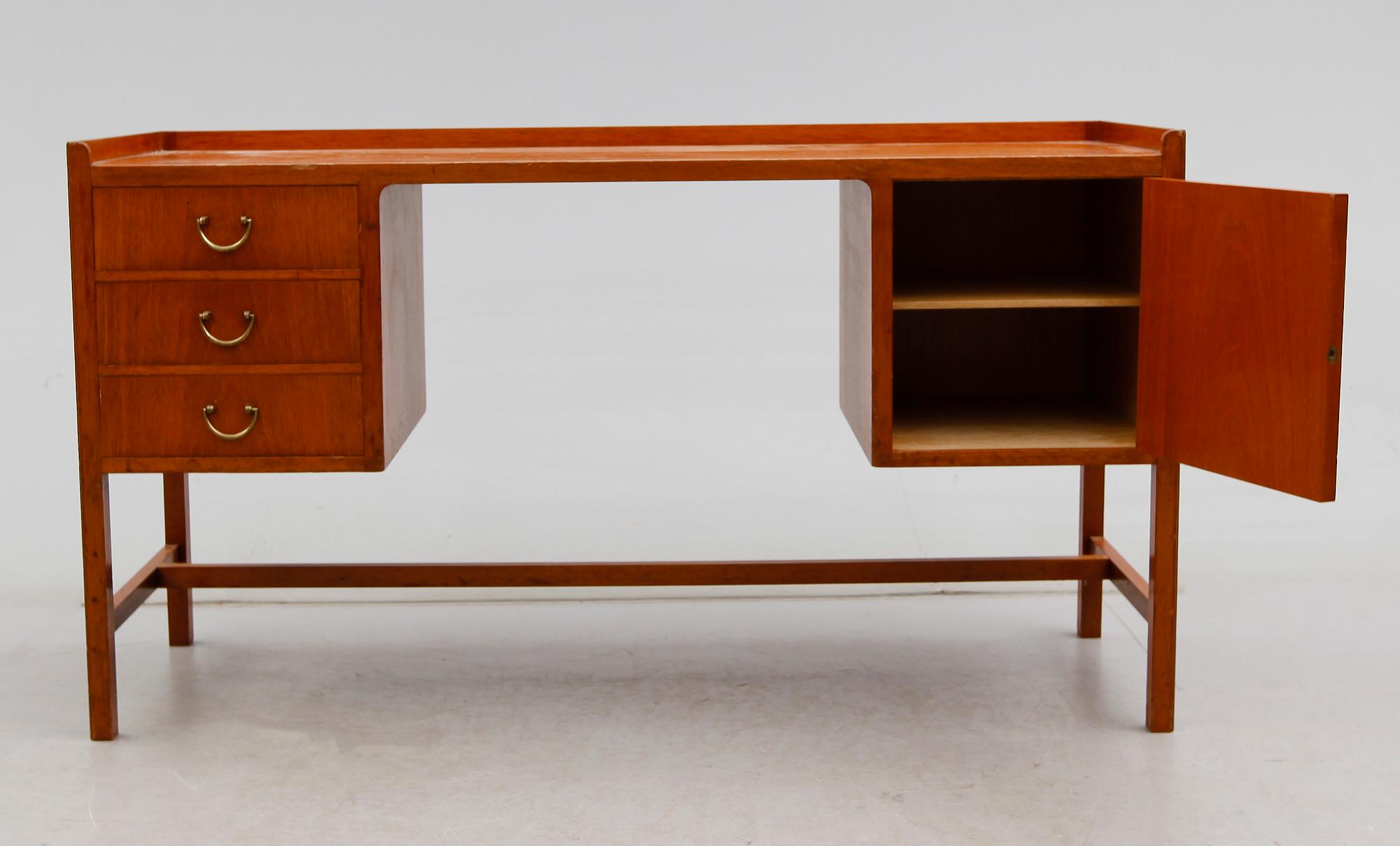 SKRIVBORD, Josef Frank, Svenskt Tenn, 1900-talets mitt.