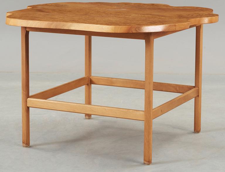 A Josef Frank elm and walnut sofa table, Svenskt Tenn, model 1057.