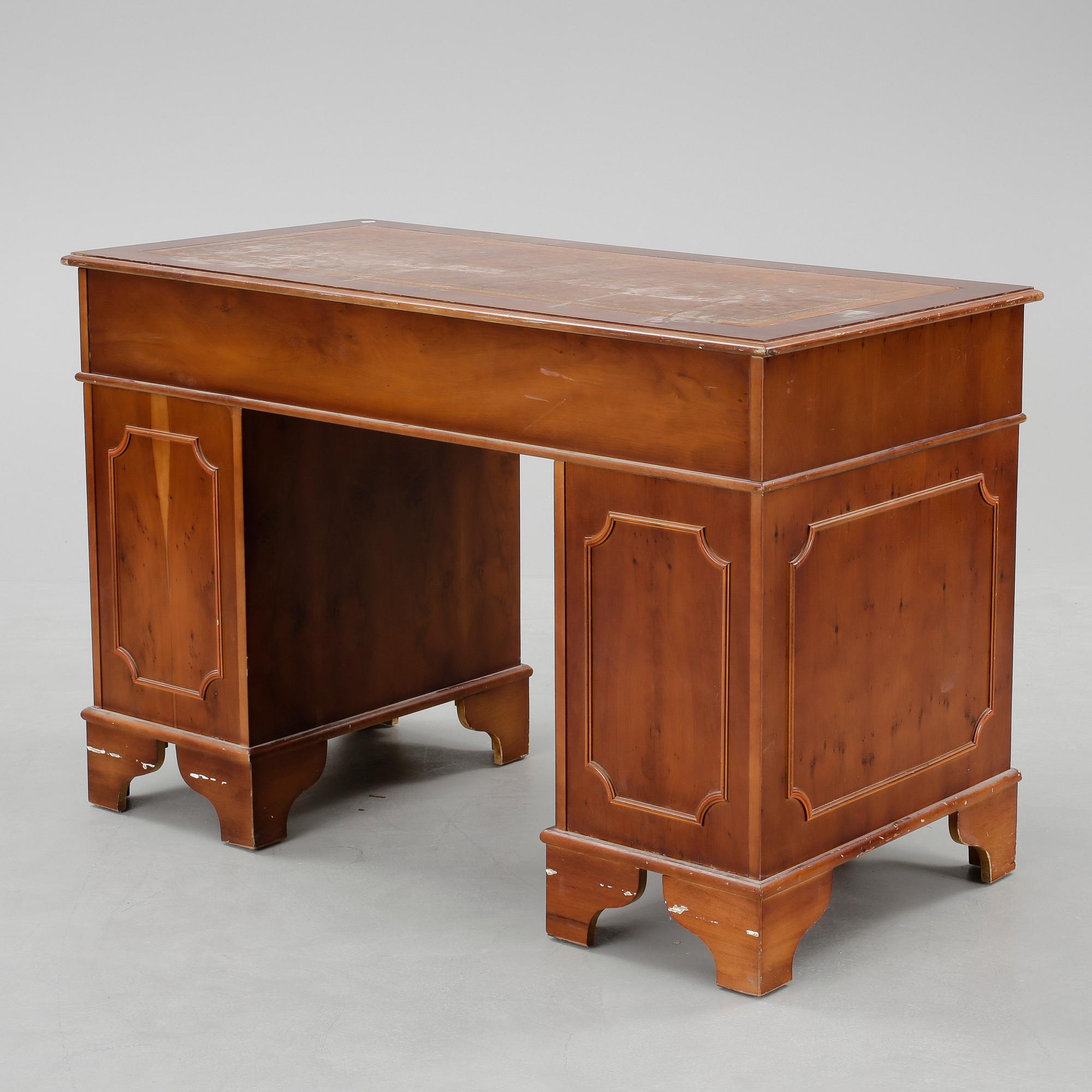 SKRIVBORD, engelsk stil, 1900-tal.