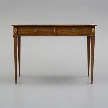 SKRIVBORD, gustaviansk stil, 1900-talets början.