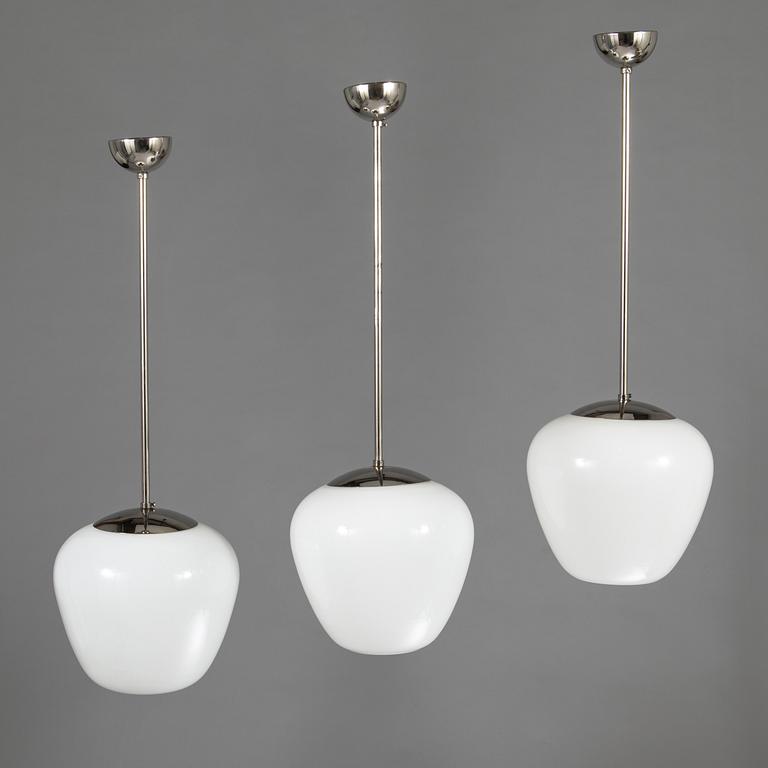 Gunnel Nyman, Three 1940's '81003' pendant lights for Idman.