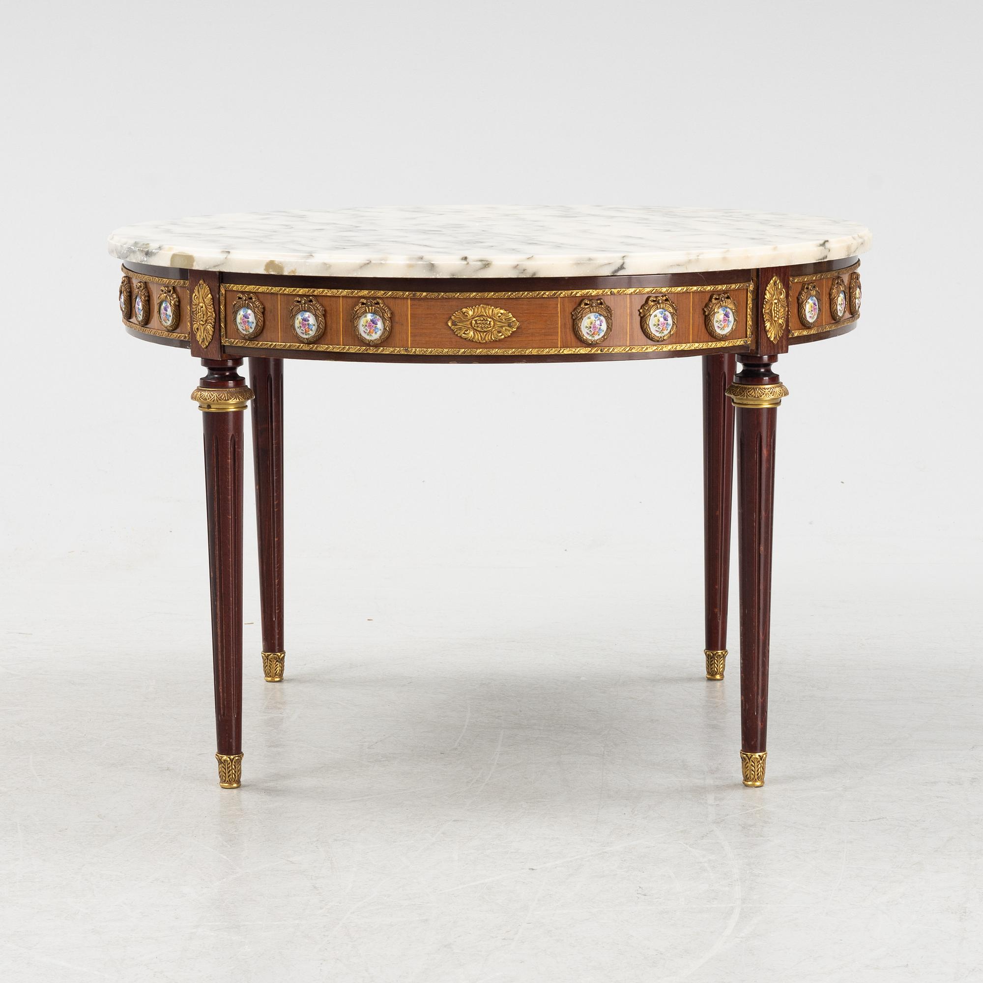 Salongsbord, Louis XVI-stil, 1900-tales första hälft.