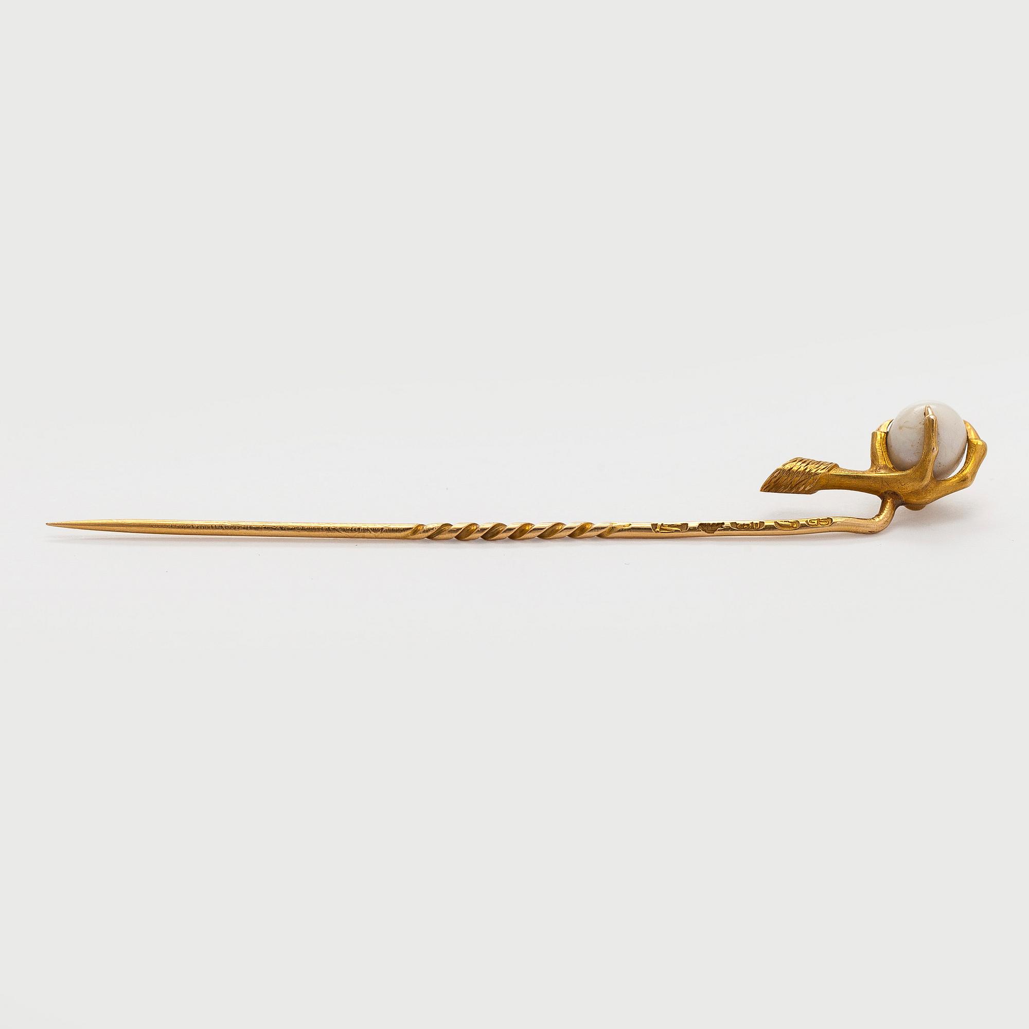 Tie pin, pearl, 18K gold, Finska Guldsmeds Ab, Helsinki 1912.