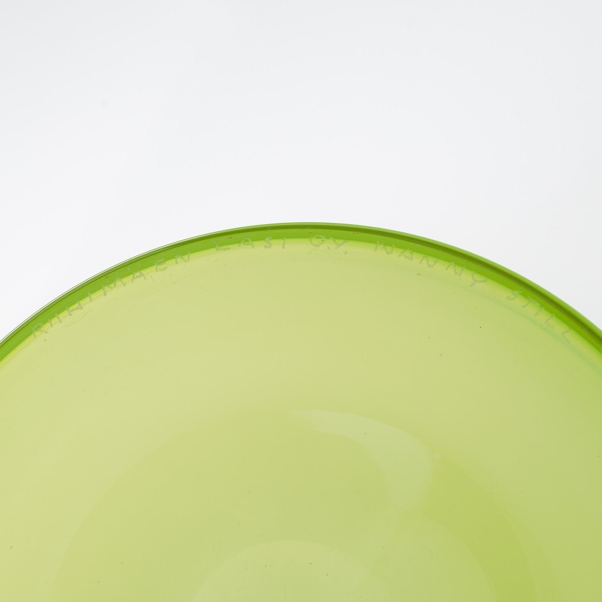 Nanny Still, karahvi, "Tzarina", signeerattu Riihimäen Lasi Oy Nanny Still.