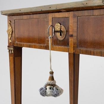 Ladies’ work table, Gustavian, in the manner of Ander Lundelius, late 18th century.