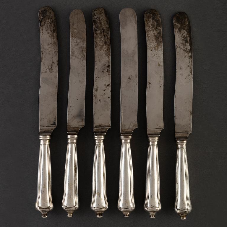 6 silver knives. 19th century.