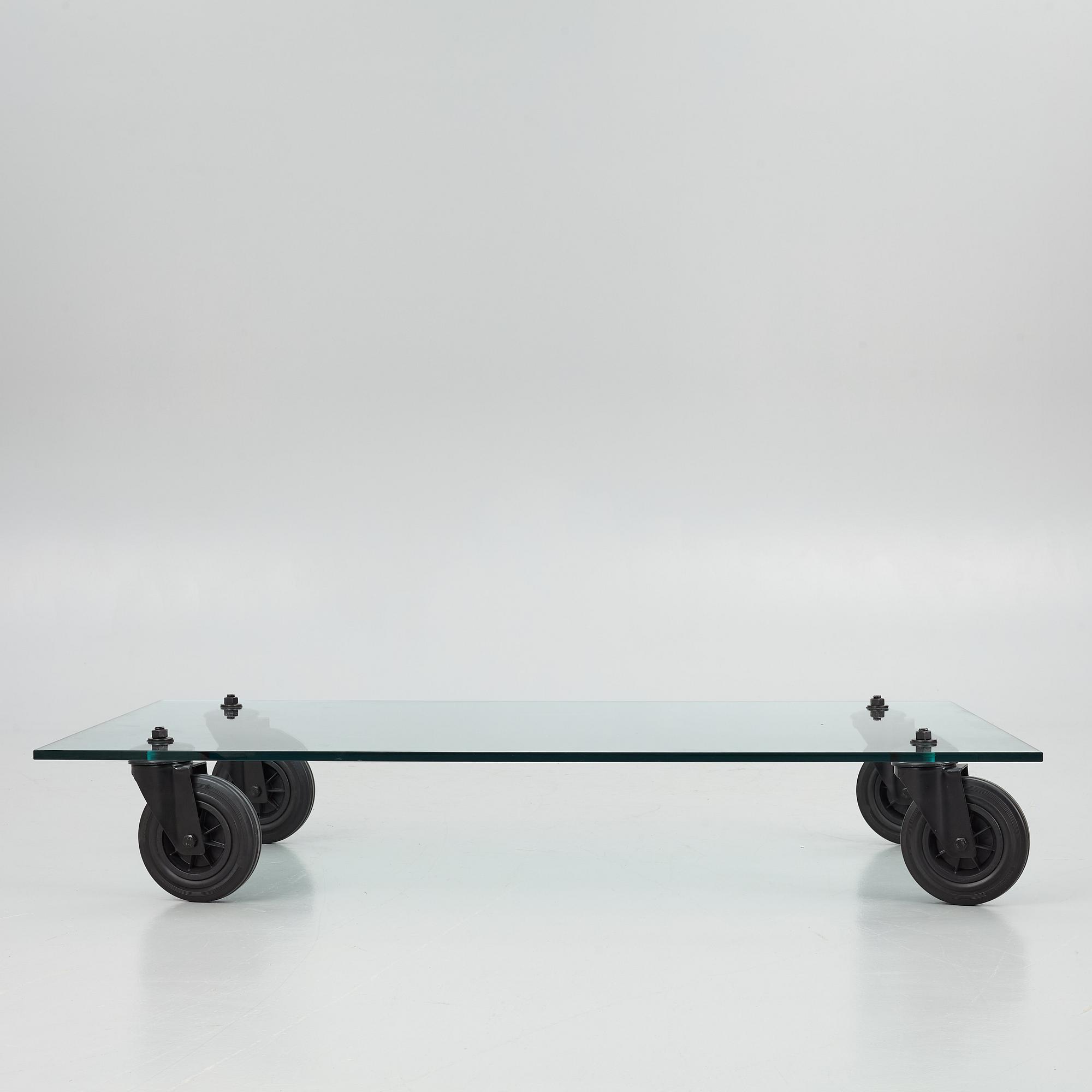 Gae Aulenti, soffbord, "Tavolo con Ruote", Fontana Arte, Italien.