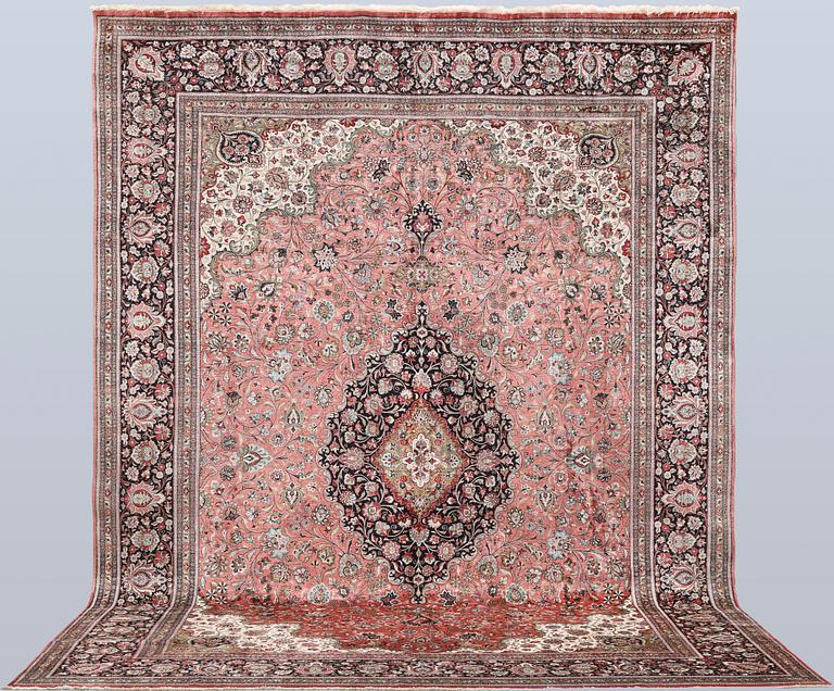 Rug, silk, Ghom, 424 x 307 cm.
