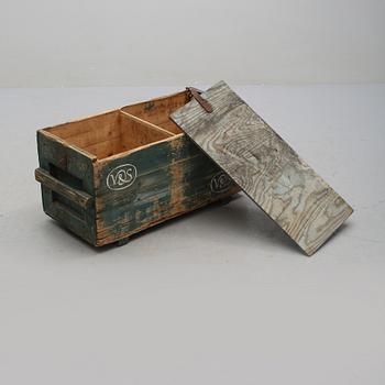 LÅDA, Vin- & Spritcentralen, 1900-tal.