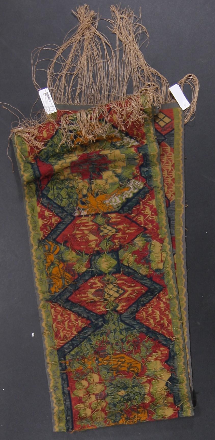 VÄVNAD, Nationalromantisk ca år 1900. 290 x 58.