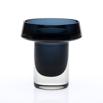 VAS, glas, modell "KF 260", signerad K. Franck Nuutajärvi Notsjö -60. Formgiven 1959.