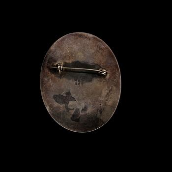 BROSCH, silver med skuren nefrit, Mexico, omkring 1900-talets mitt. Vikt 33 g.