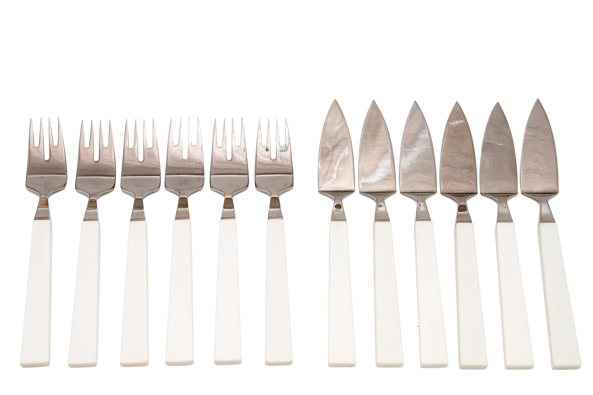 Bertel Gardberg, FISH FLATWARE SERVICE, 12 PIECES.