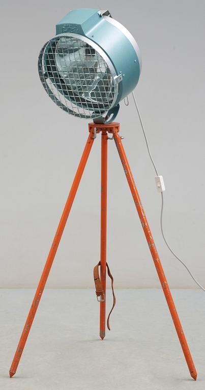 GOLVLAMPA, industri, British Bullfinch, 1900-tal.