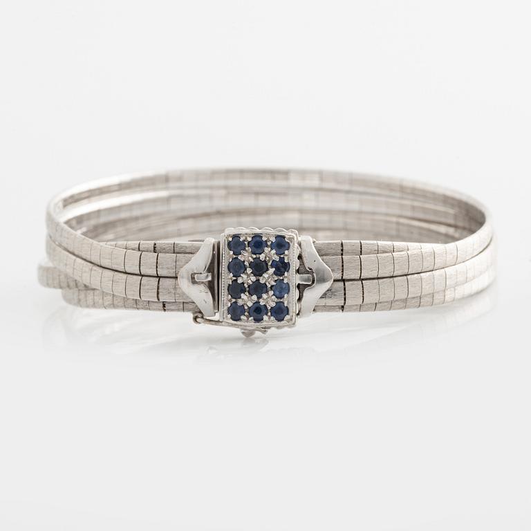 Uno A Erre, armlänk 5-radigt vitguld och små safirer, Italien.