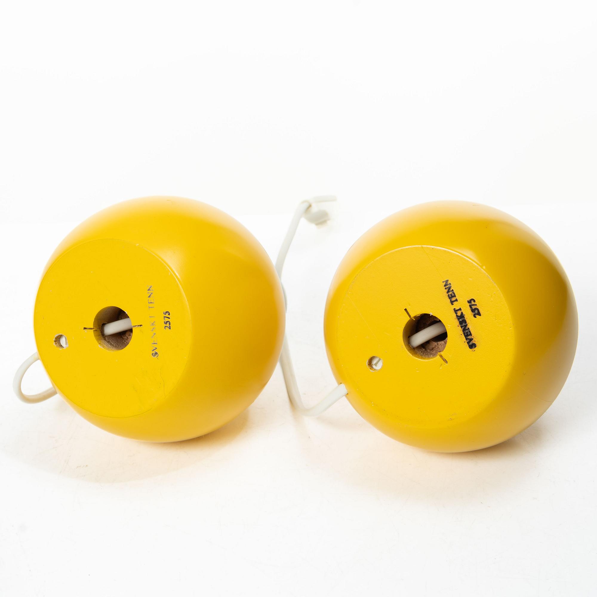 Josef Frank, a pair of model 2575 table lamps, Firma Svenskt Tenn.