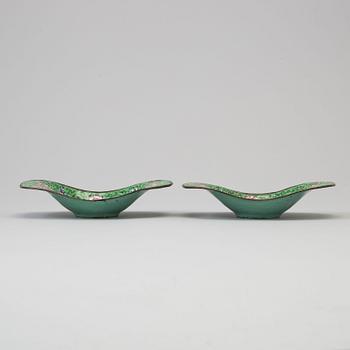 A pair of circa 1900 Qing dynasty enamel saucers.